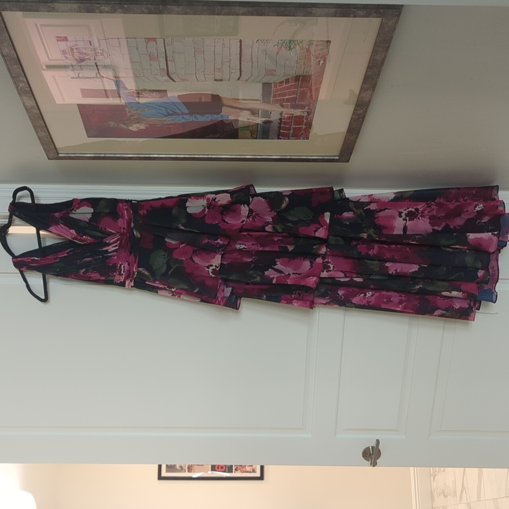 Xscape Size 4 Formal Dress